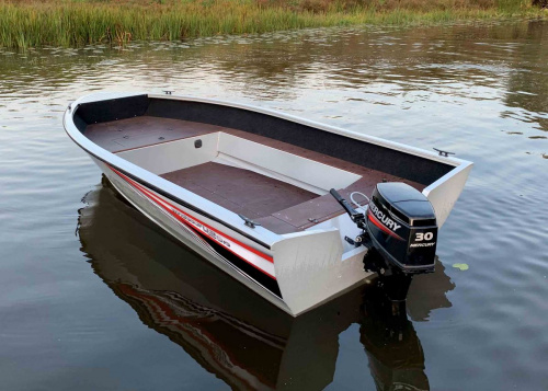 Лодка моторная WINDBOAT- 42 до25 л.с.